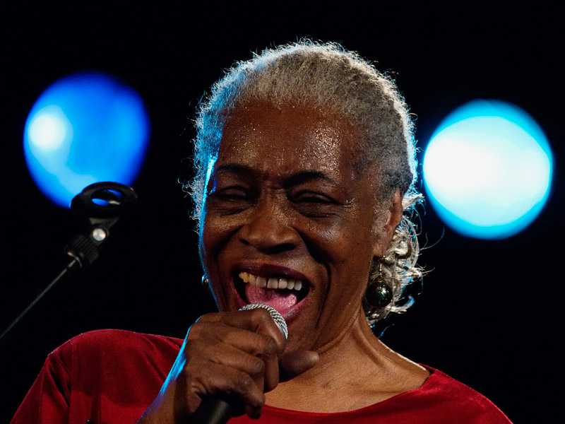 Jeanne Carroll